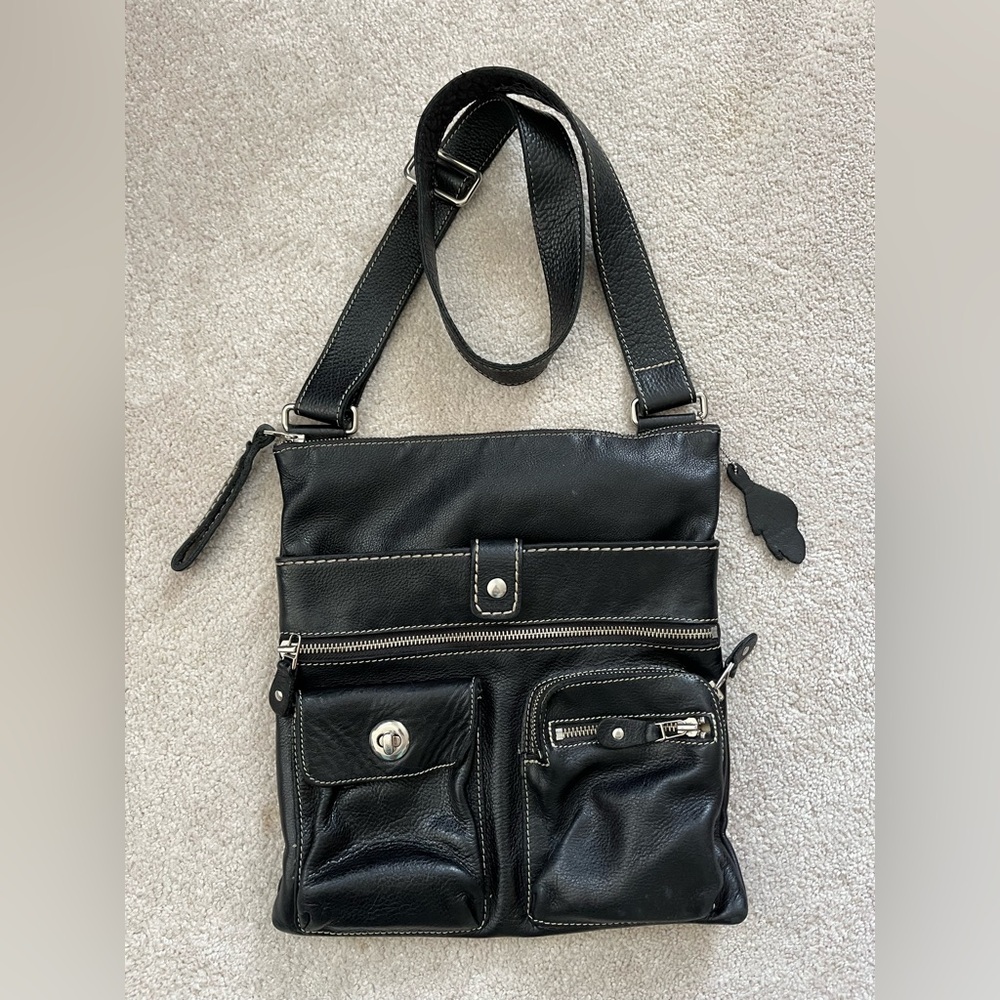 Roots Black Leather Women's Crossbody Bag